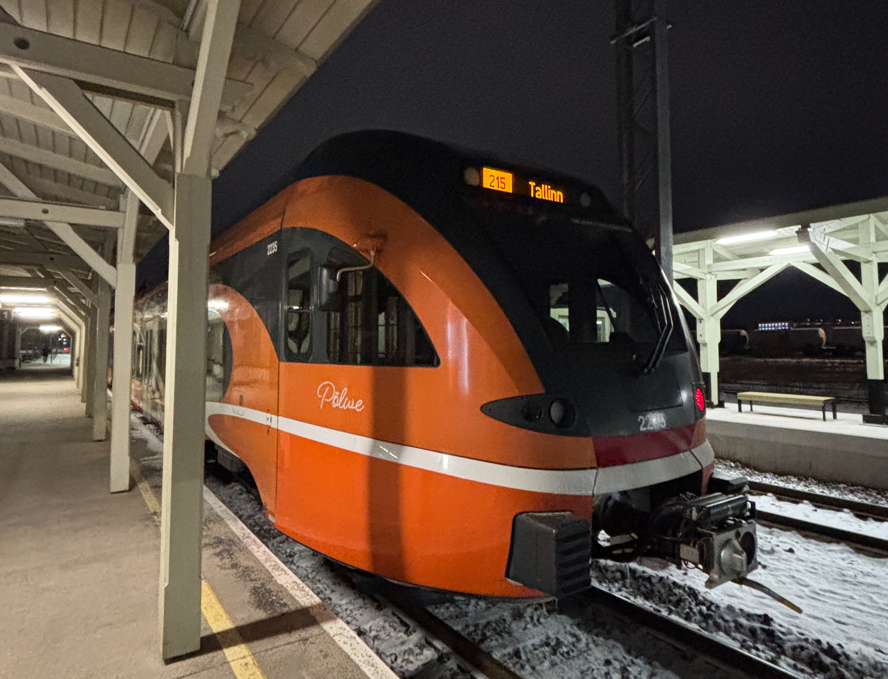 Elron train waiting at Tartu station, bound for Tallinn.