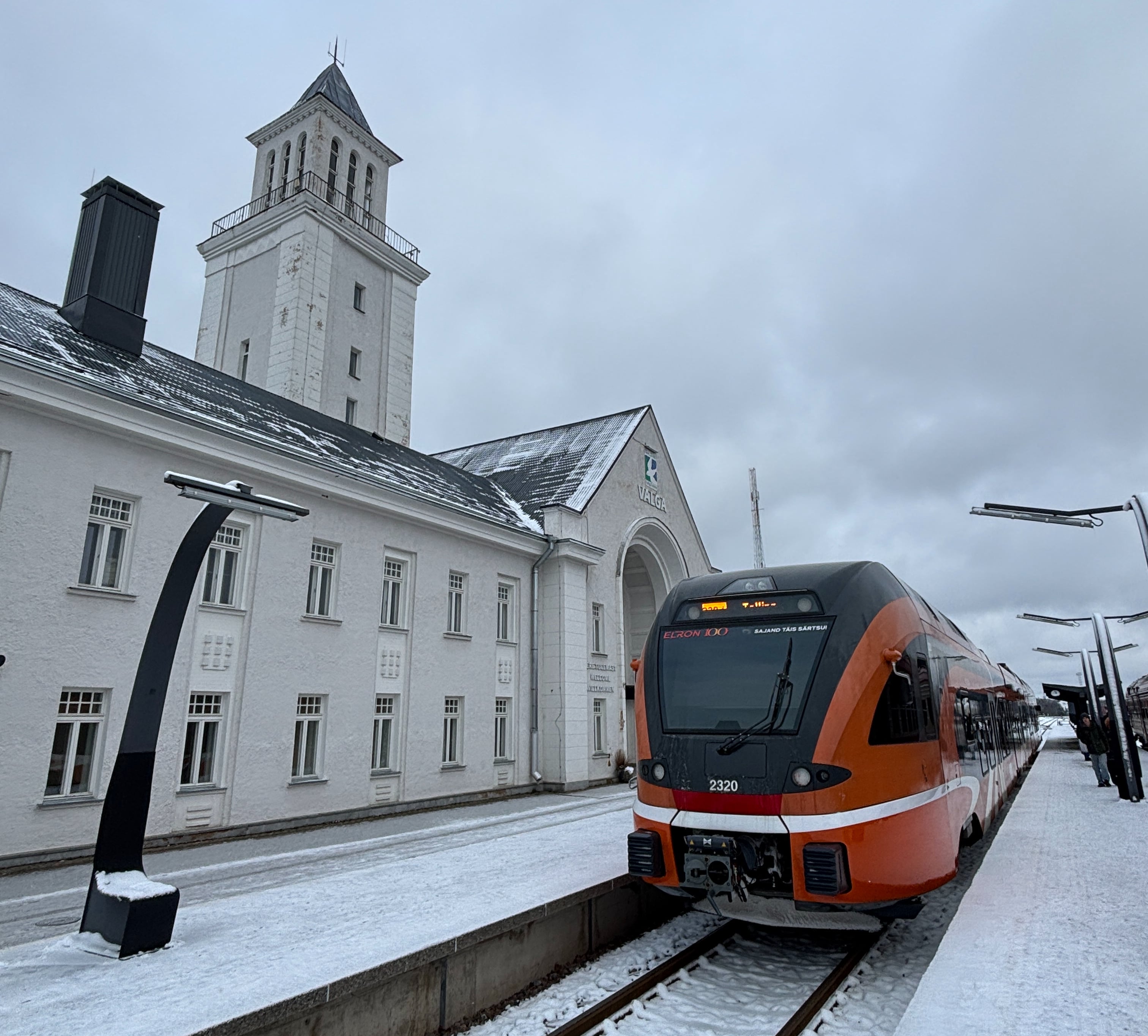 Elron train waiting at Valga station.